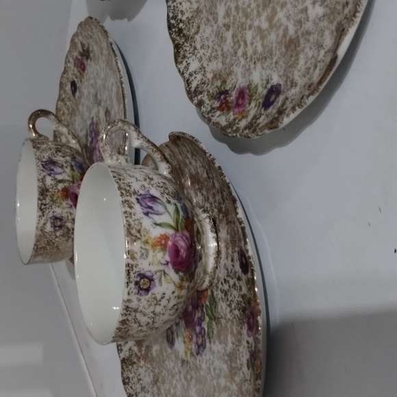 Fred Roberts place set of 4 China tea set scalloped edge floral print delicate - Picture 2 of 9